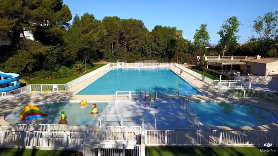 Domaine De La Coudouliere, T2 Climatise Terrasse Vue Mer Sans Vis A Vis Plage A 100M Six-Fours-les-Plages Exterior foto